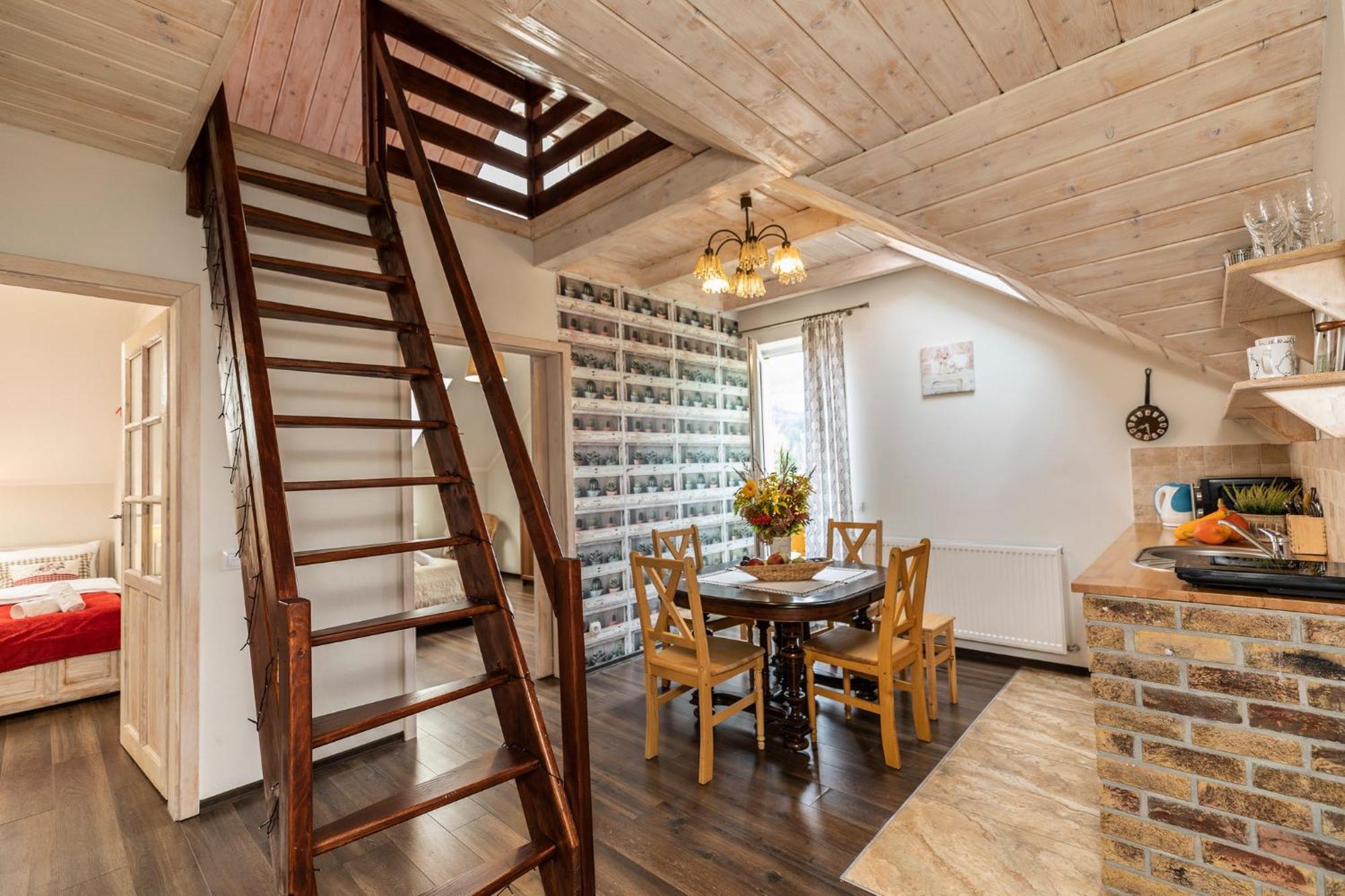 Apartamenty Zielona Owieczka Niedzica Zamek Exterior foto